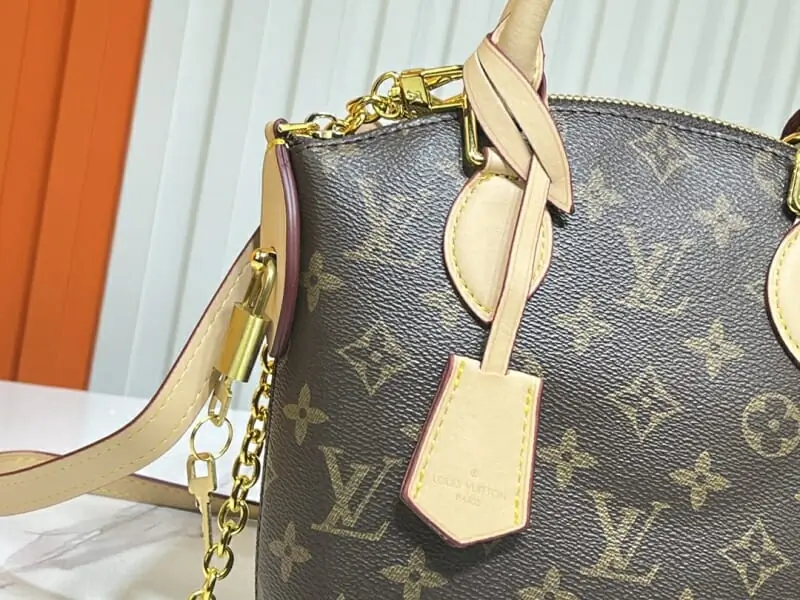 louis vuitton aaa qualite sac a main  pour femme s_123b6134